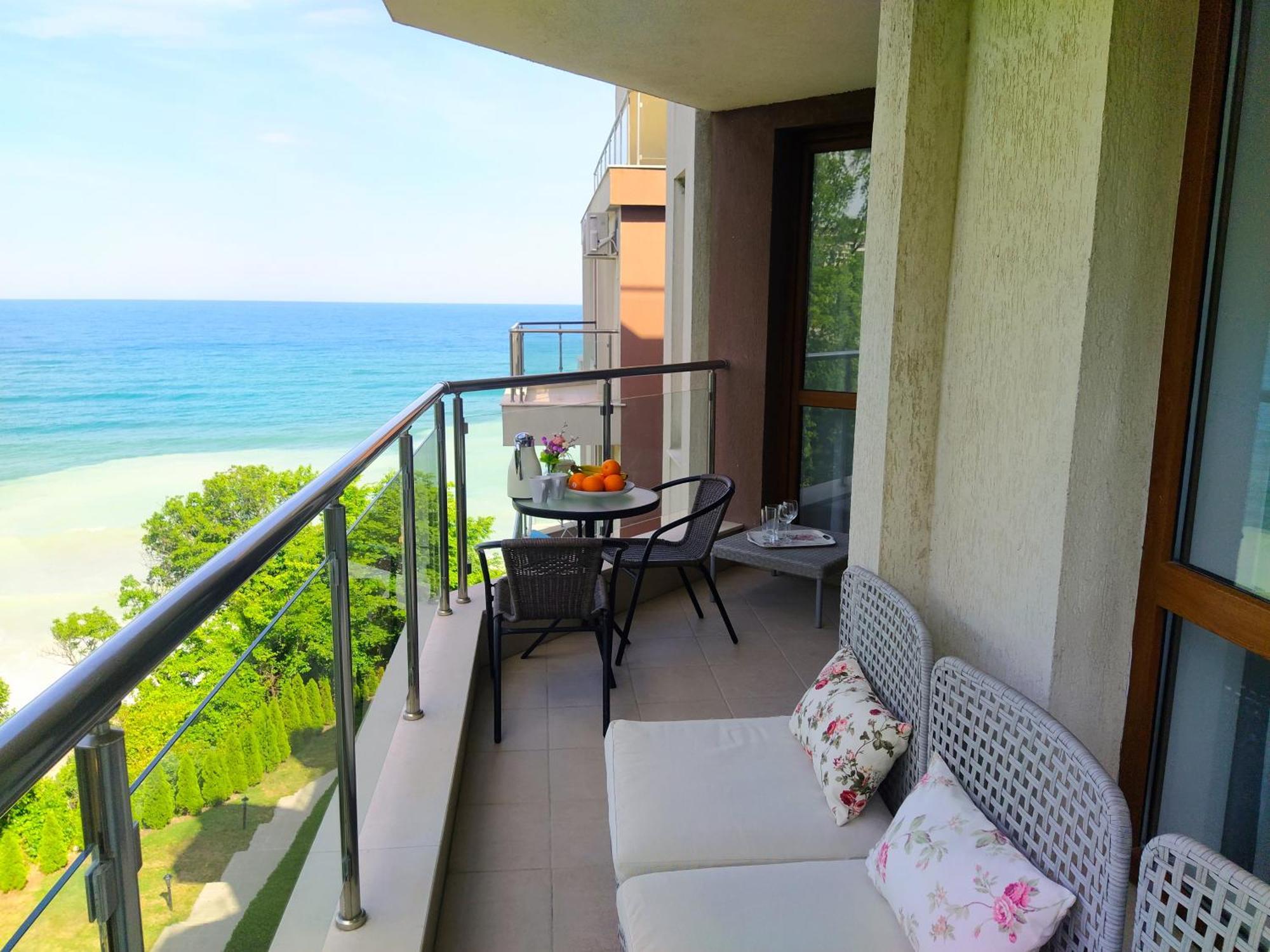 Апартаменти Бяла Клиф На Плажа - Apartments Byala Cliff First Line ภายนอก รูปภาพ